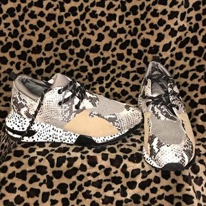 Steve Madden Cliff natural snake